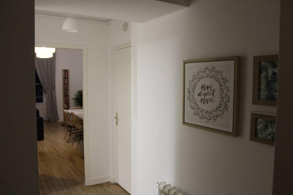 Appartement Vue Imprenable Sur La Loire !!! Saumur Bagian luar foto